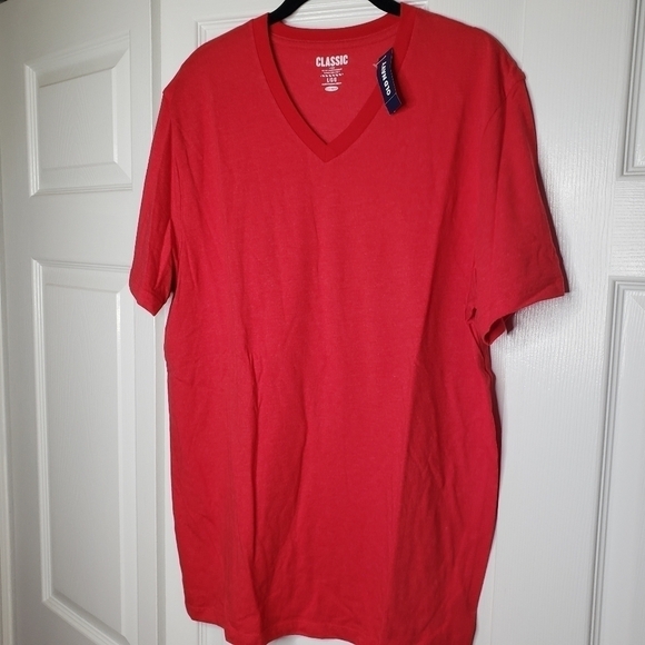 NWT Old Navy Classic v-neck red tshirt size L. - Picture 1 of 5